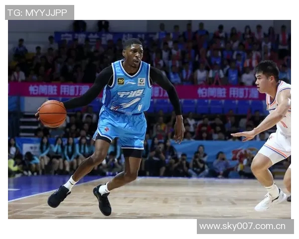 新民体育分析外援影响加深与潜力赛挑战CBA联赛竞争愈发激烈