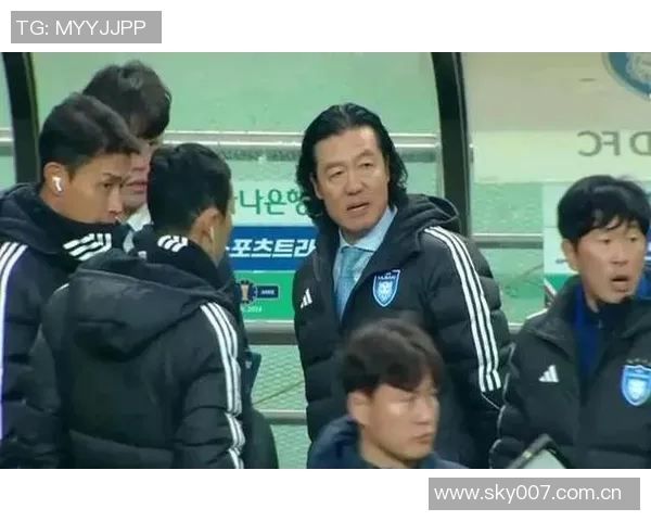 蔚山主帅申台龙谈申花全主力优势我队需轮换应对接下来的挑战