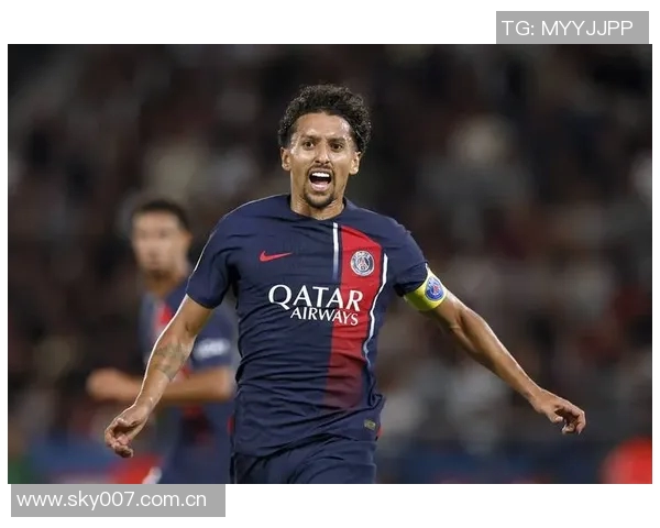 巴黎公布洲际杯决赛阵容登贝莱和马尔基尼奥斯重返球队杜埃入选引关注 巴黎公布洲际杯决赛阵容登贝莱和马尔基尼奥斯重返球队杜埃入选引关注